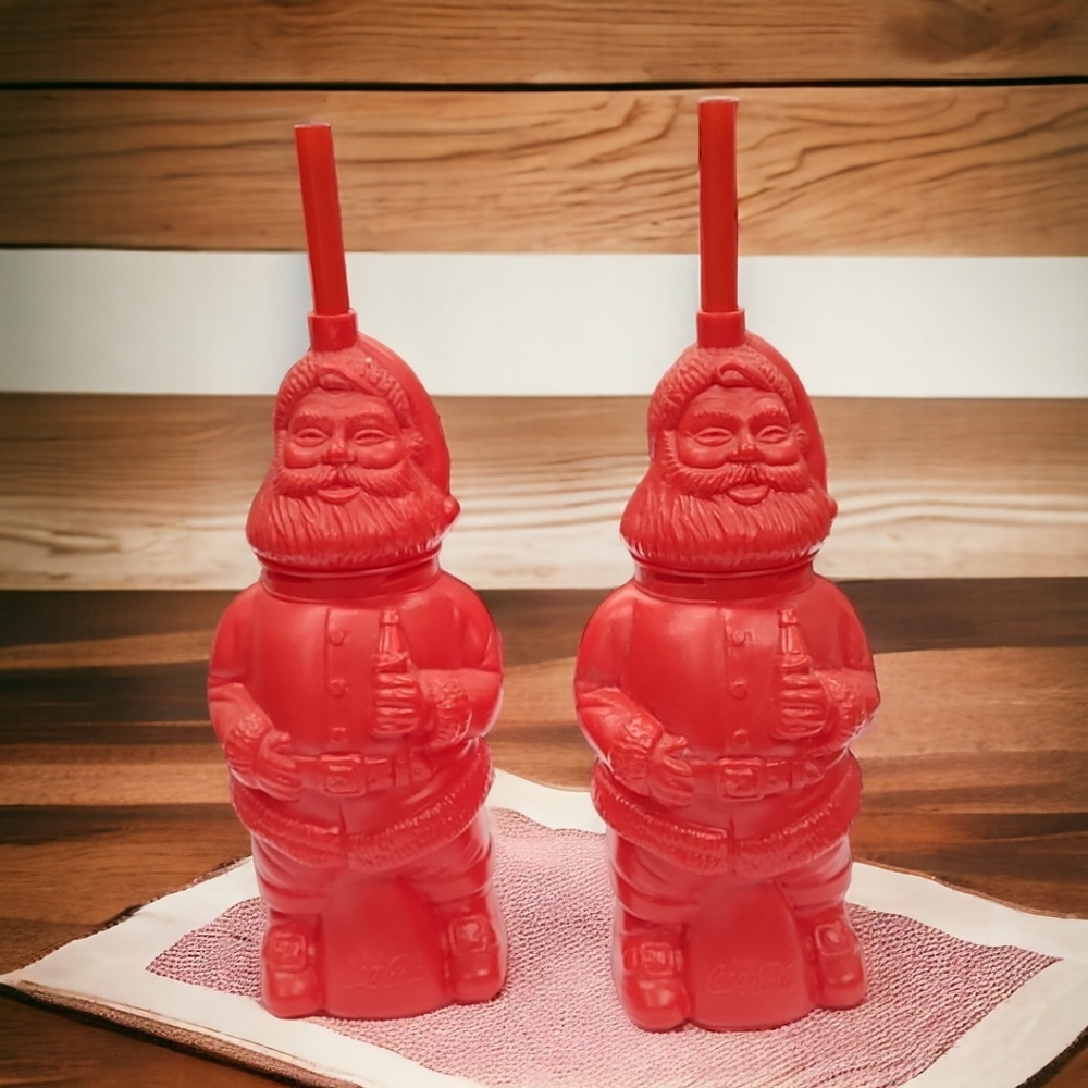 Rare Vintage 90s  Coca-Cola Coke Red Santa Claus Plastic 14 oz